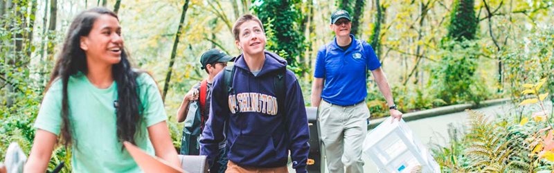 Resident moving into north campus residence hall