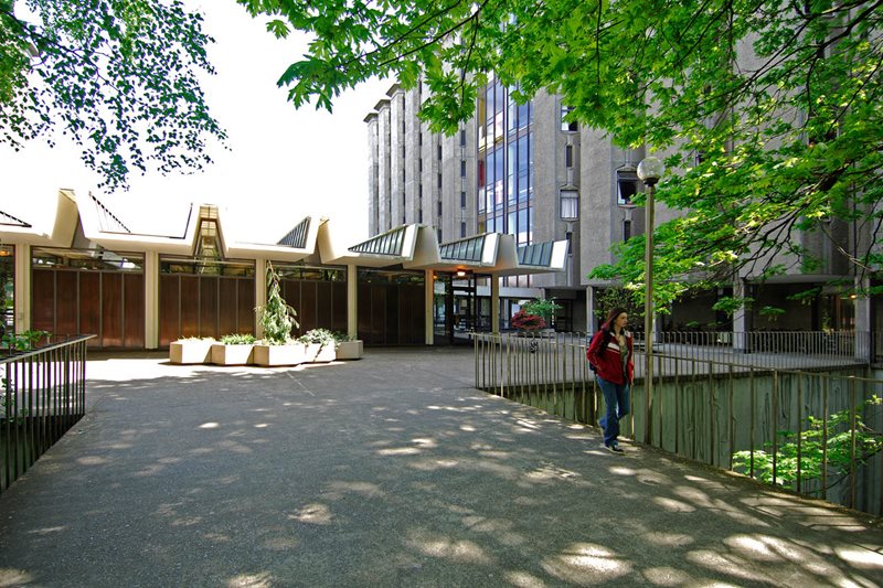 Undergraduate Housing UW HFS