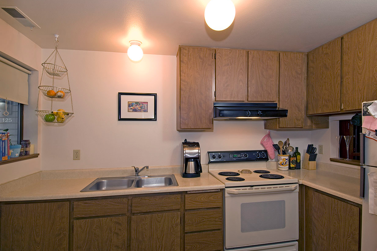 Laurel Village kitchen
