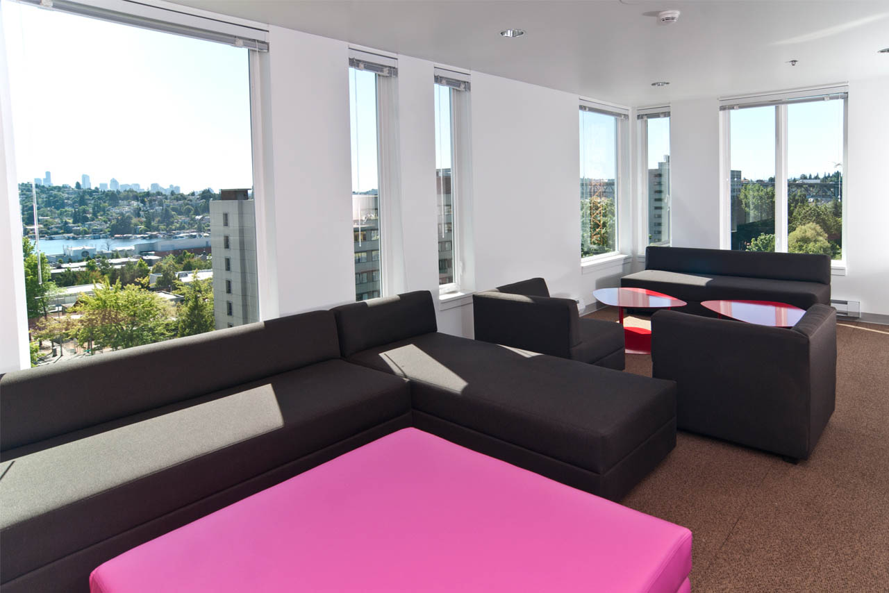 Poplar Hall floor lounge