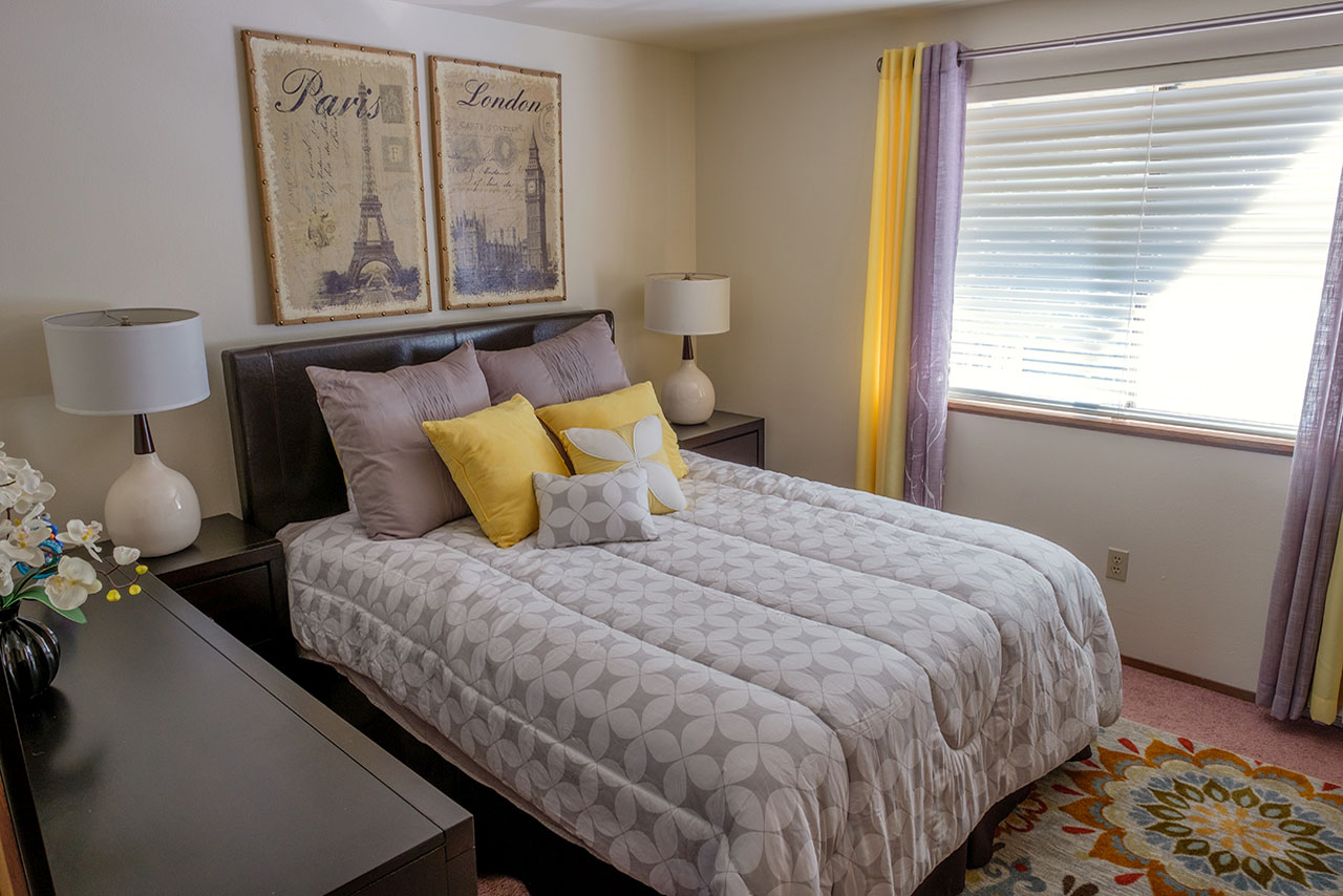 Blakeley Village bedroom