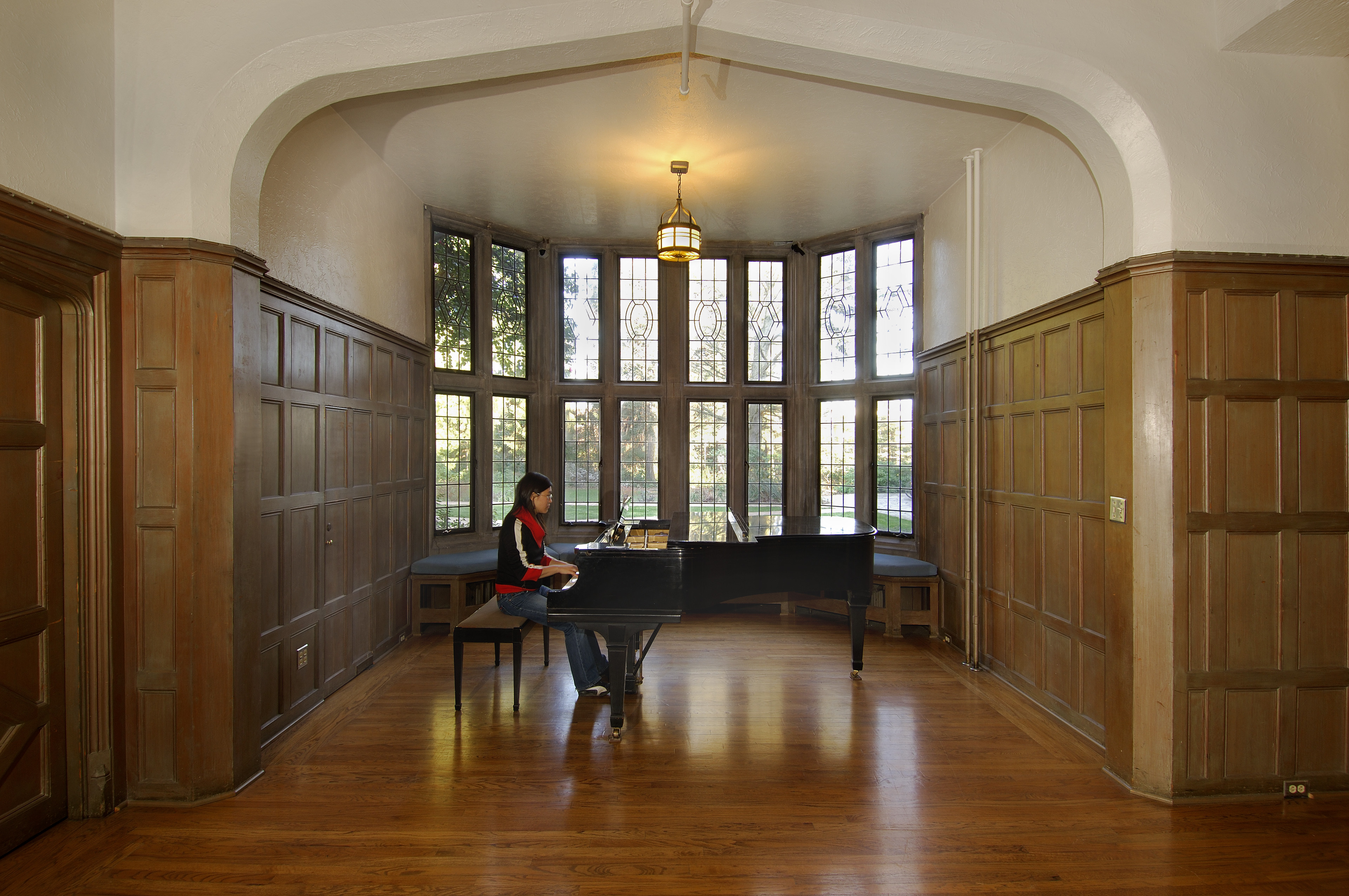 HanseePianoAlcove-4K.jpg